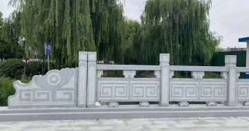 张家界 芝麻灰桥栏杆、河道栏杆安装效果