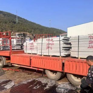 张家界 芝麻灰花岗岩光面毛板出货日常