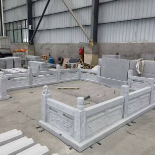 张家界 套墓栏杆