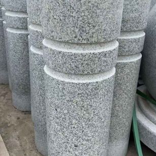 张家界 芝麻白花岗岩挡车柱、隔离柱多少钱