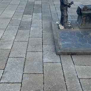 张家界仿古石铺装效果