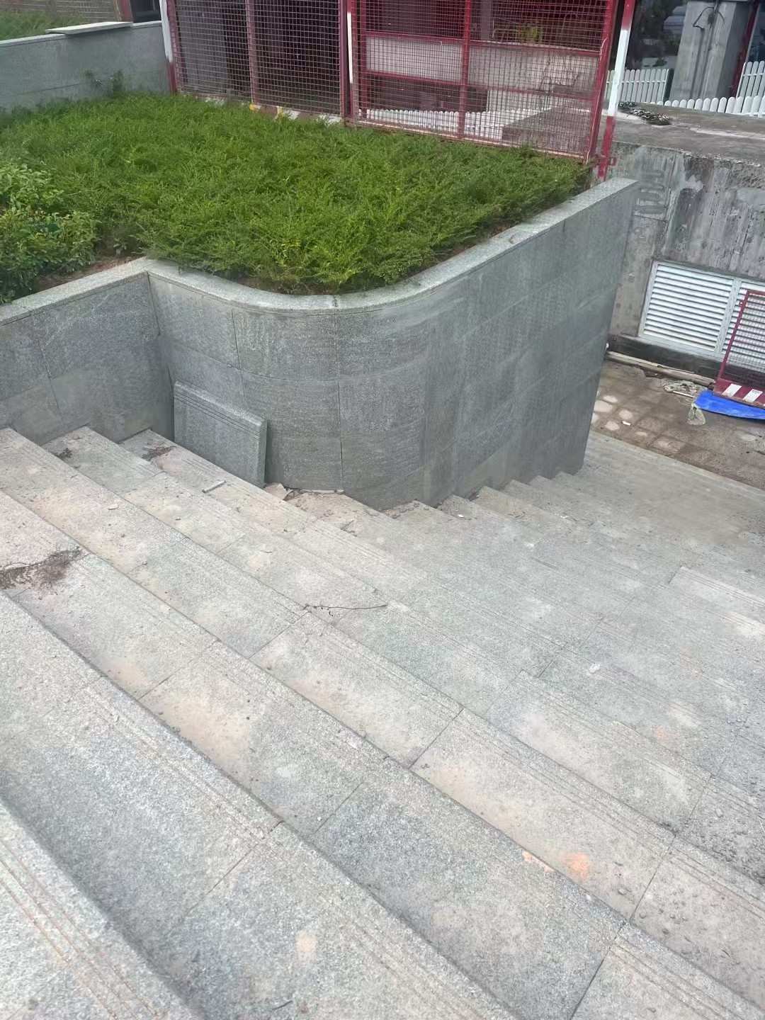 张家界 芝麻黑火烧面铺装案例