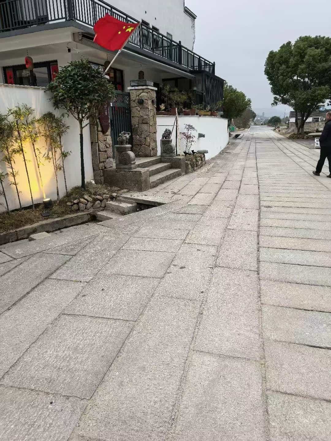 张家界仿古石铺装效果