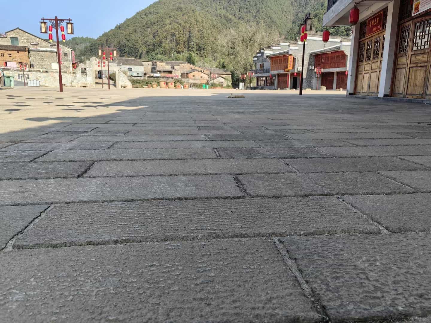 张家界仿古石铺装效果