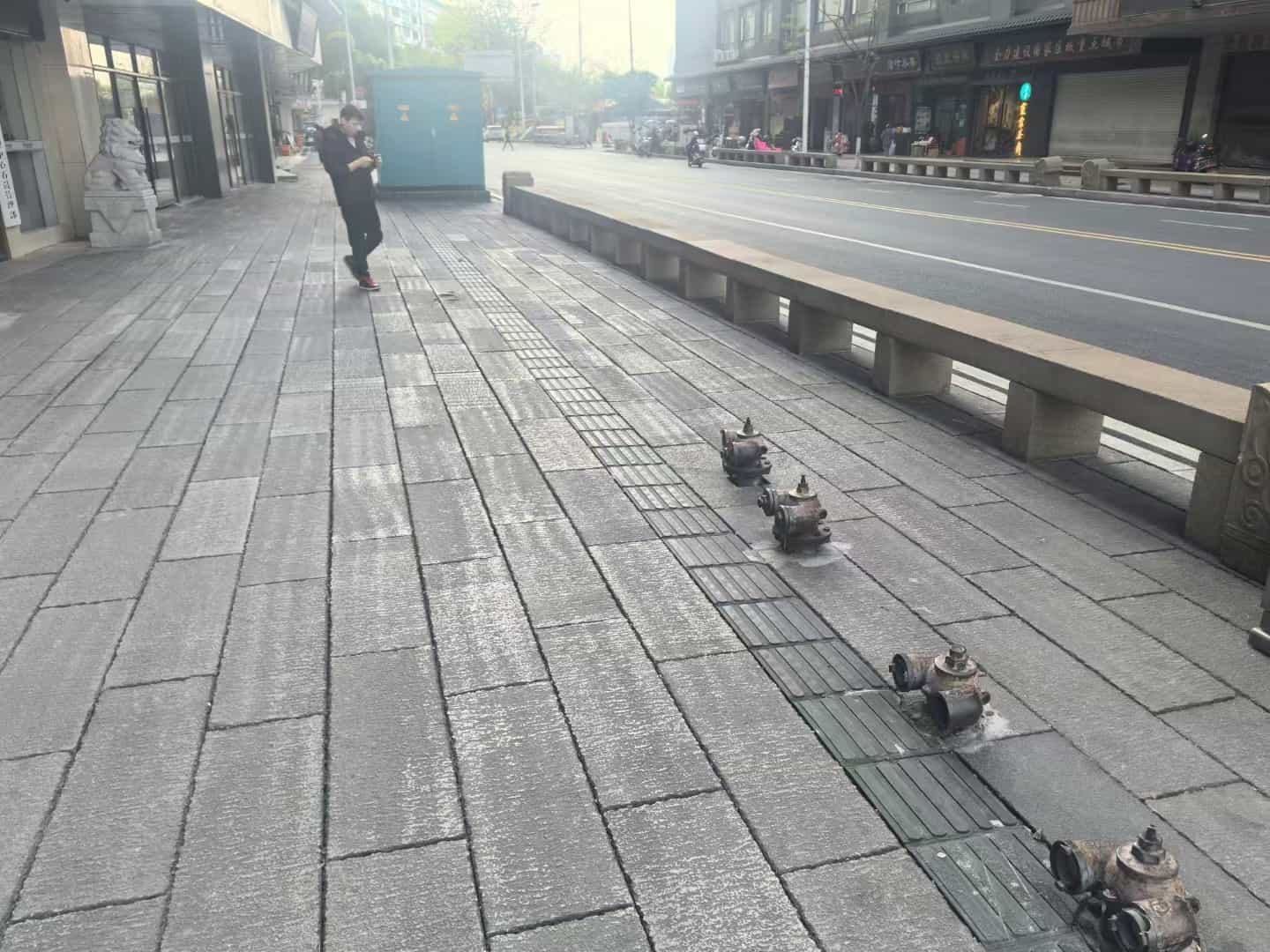 张家界仿古石铺装效果