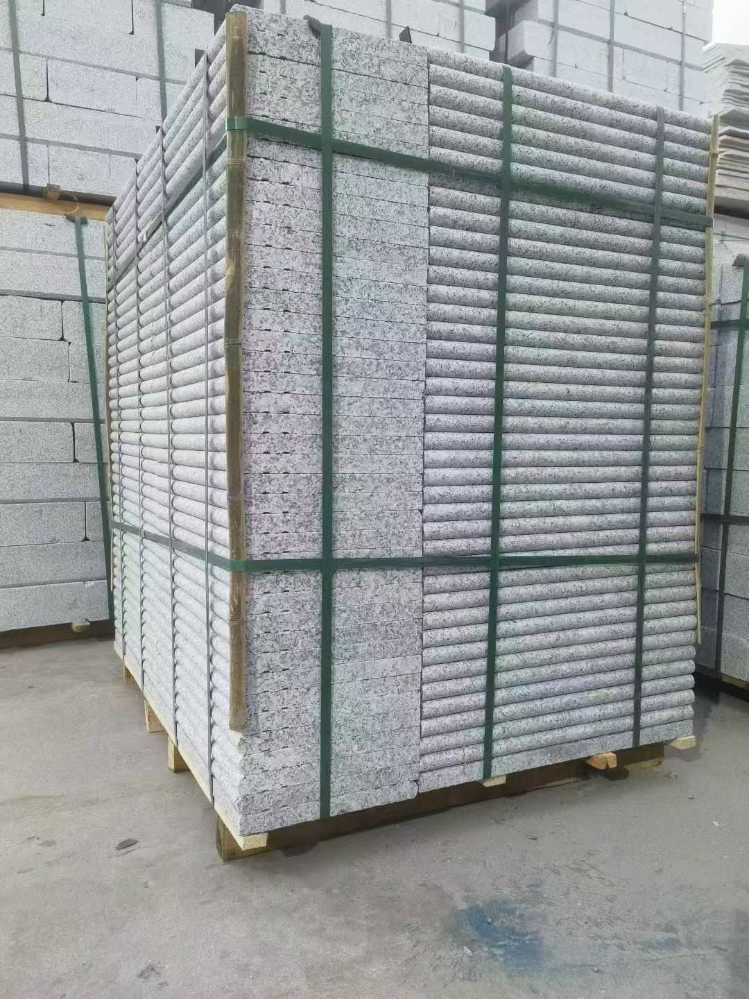 张家界 芙蓉白3公分厚磨圆边、拉槽，楼梯踏步