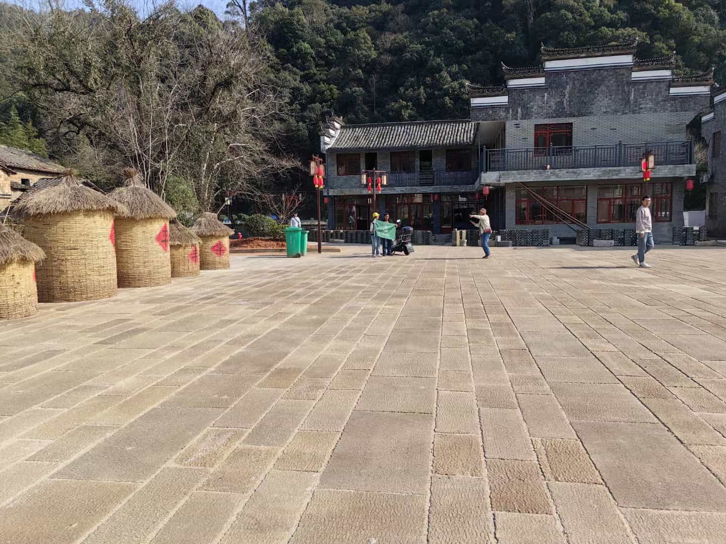 张家界仿古石铺装效果