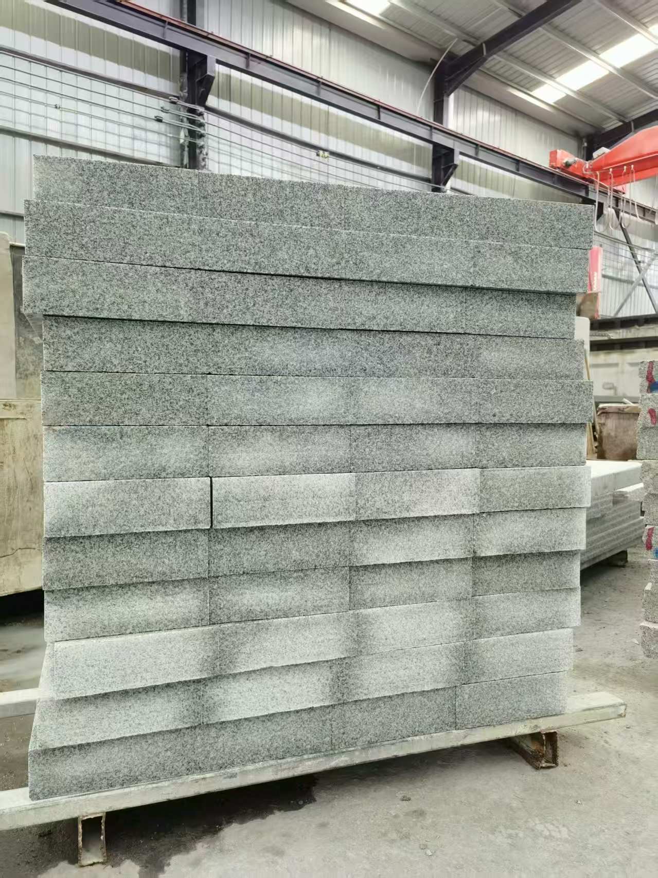 张家界 芝麻白10公分300*600广场地铺，A料定制，尺寸标准，厚薄均匀