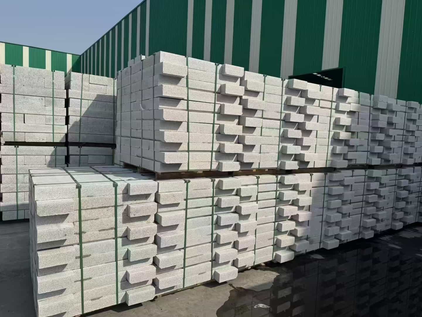 张家界芝麻白路沿石
