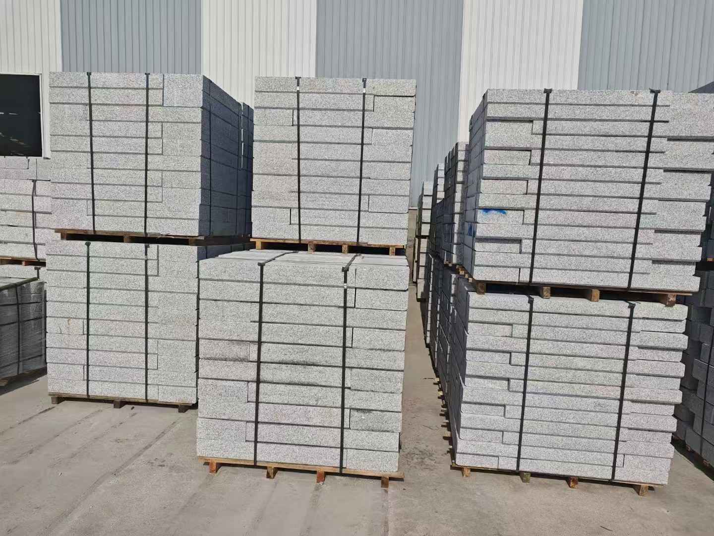 张家界 芙蓉白路沿石，价格便宜